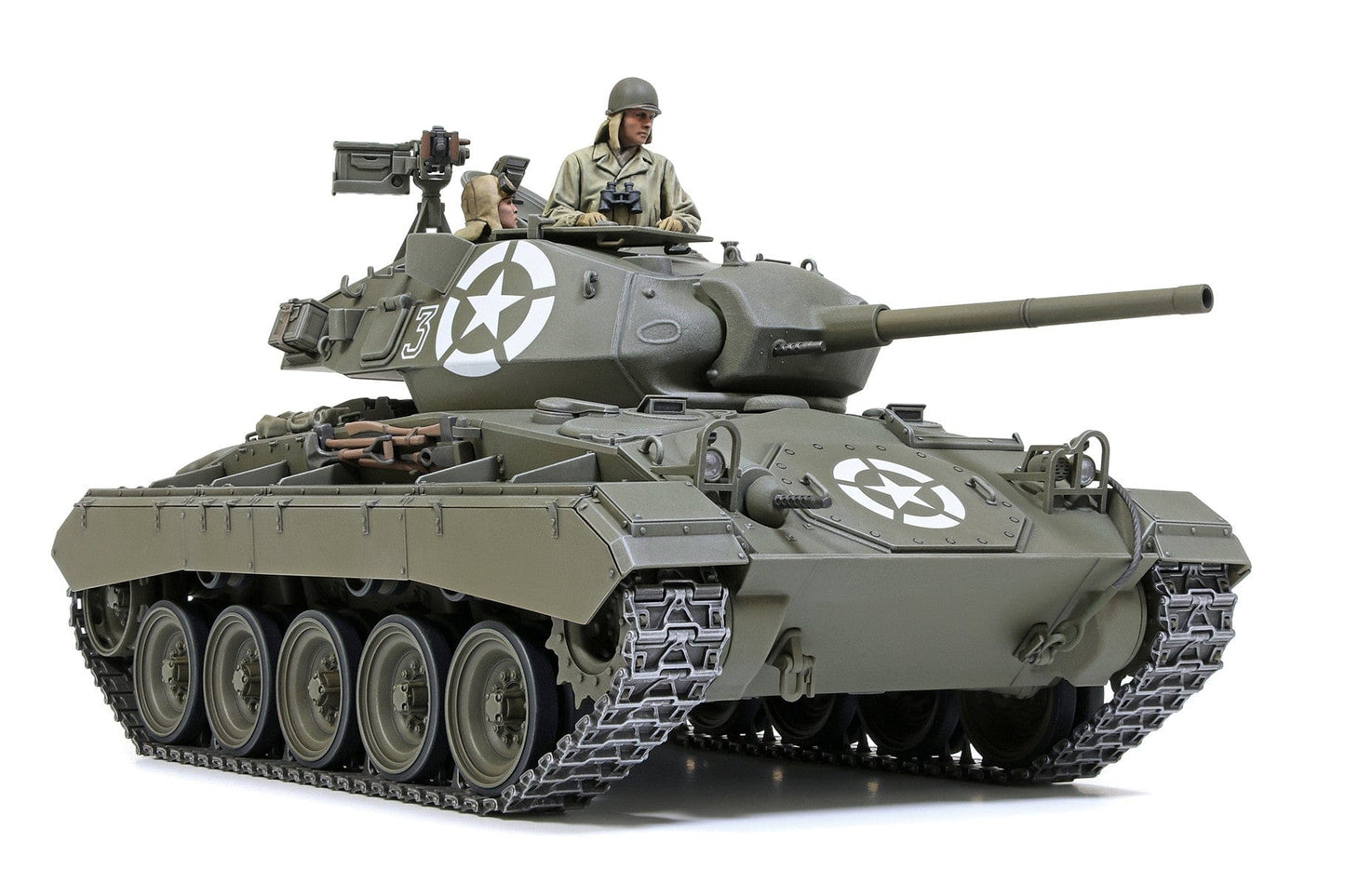 700 - Tamiya - 35391 - M24 Chaffee - painted model