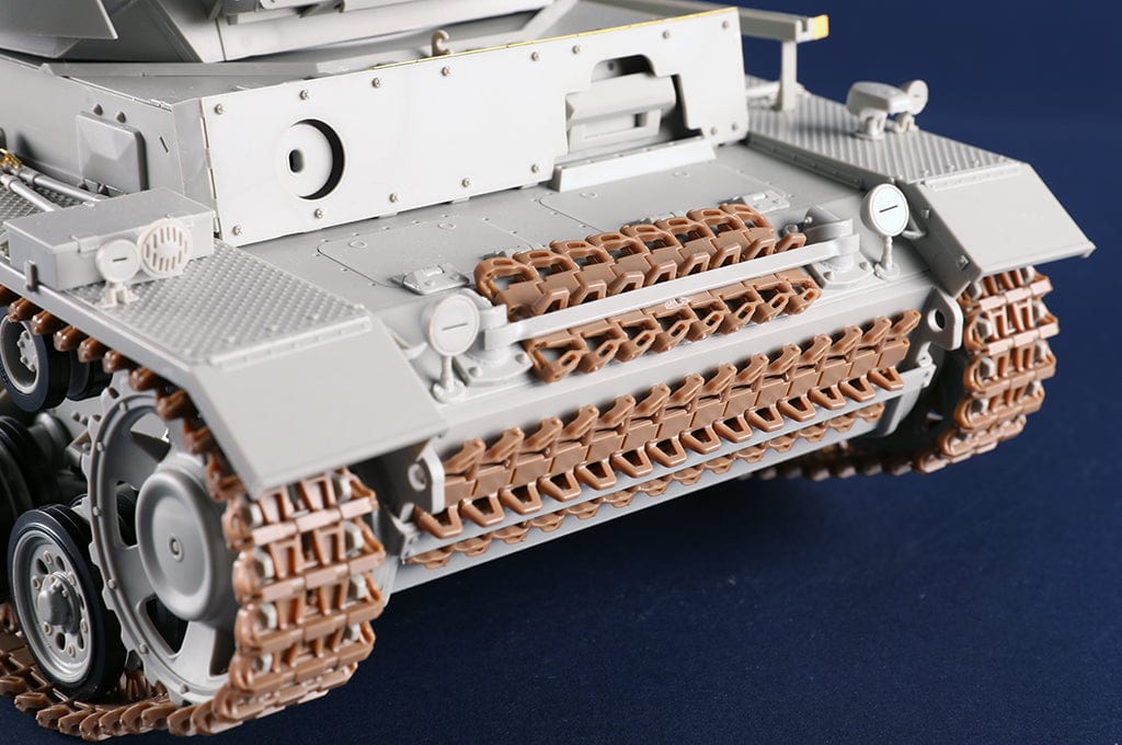 Trumpeter - 00955 - Pz.Bef.Wg. III Ausf. J - unpainted model