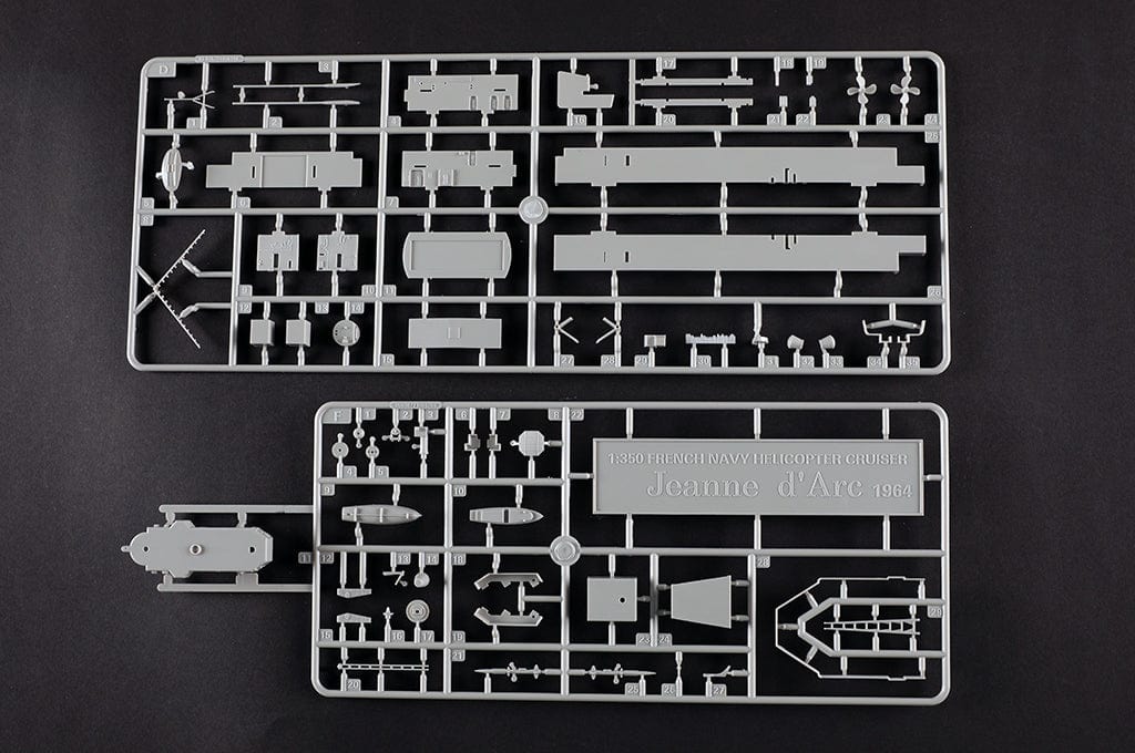201 - Trumpeter - 05636 - Jeanne d’Arc (1964) - sprue