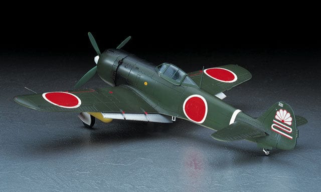 700 - Hasegawa - JT67 - Kawasaki Ki-84-I Hayate ‘Frank’ - painted model
