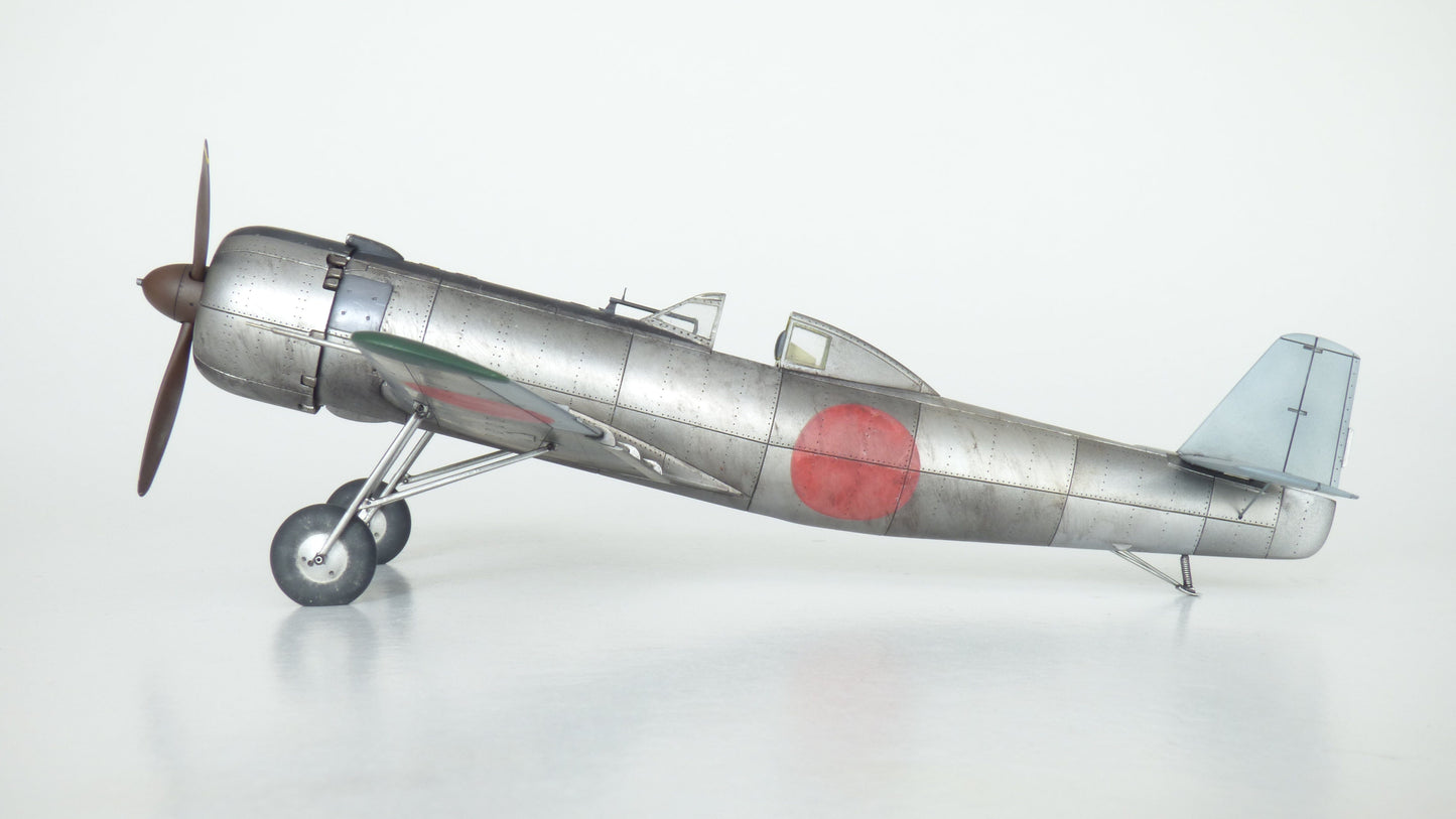 710 - Eduard - 11192 - Nakajima Ki-115 Tsurugi - painted model