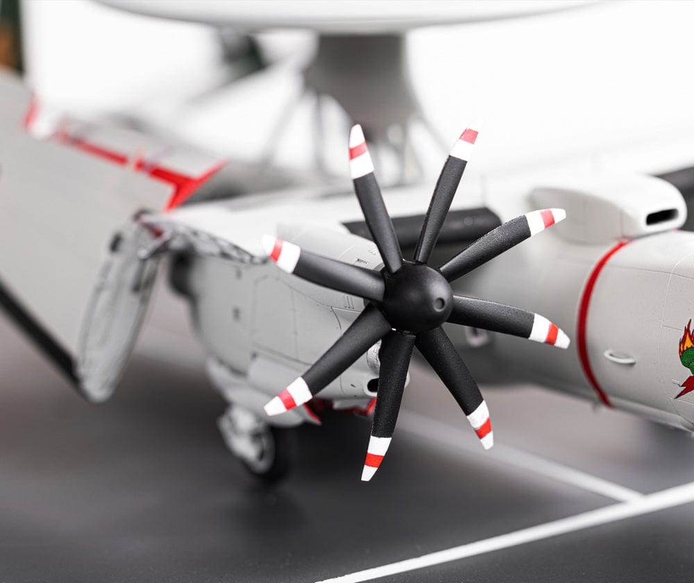 701 - Heller - 82300 - Grumman E-2C Hawkeye - painted model