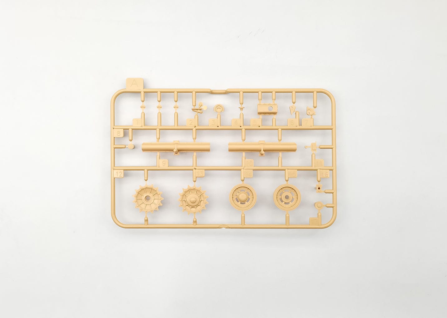 207 - Amusing Hobby - 35A031 - Type 5 Ho-Ri II - sprue
