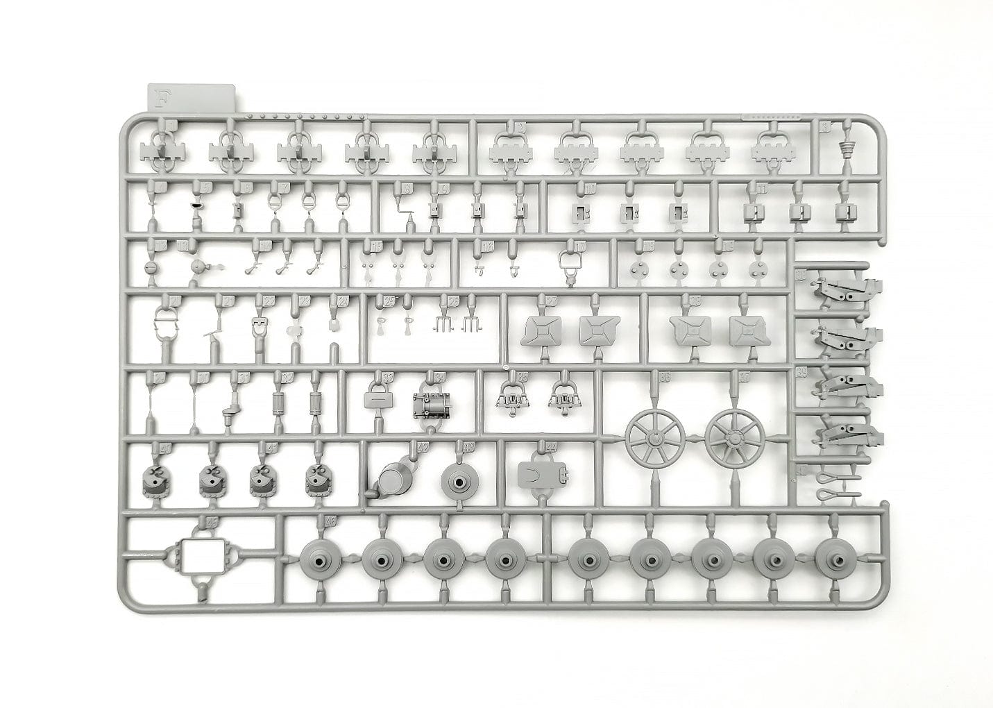 208 - Amusing Hobby - 35A037 - Pz.Kpfw. IV Ausf. H Krupp Entwurf W1466 - sprue