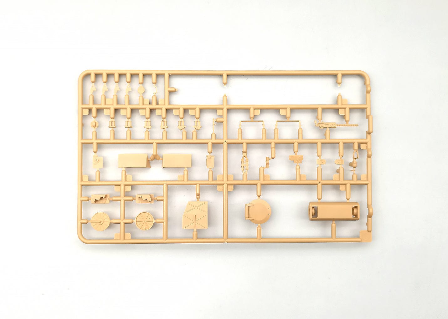 208 - Amusing Hobby - 35A048 - Sho't Kal Alef - sprue