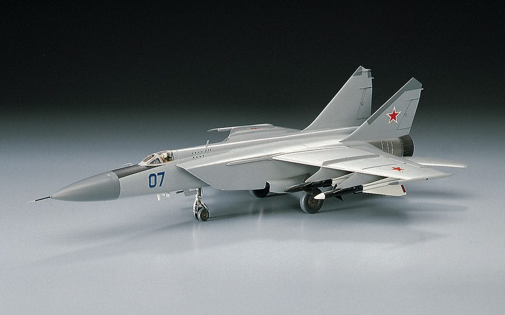 700 - Hasegawa - D04 - Mikoyan-Gurevich MiG-25P Foxbat A - painted model