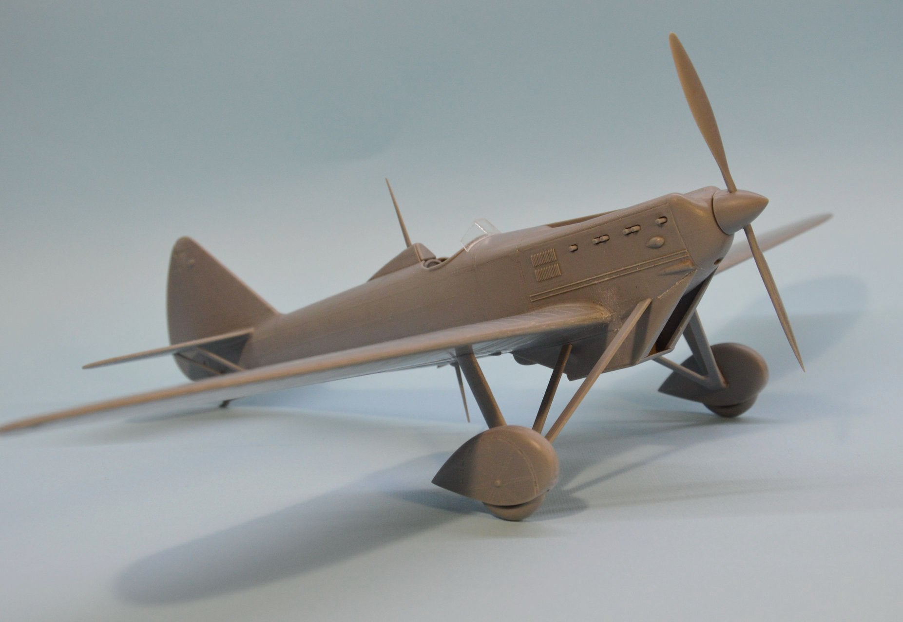 Dora Wings - 32001 - Dewoitine D.500 - unpainted model