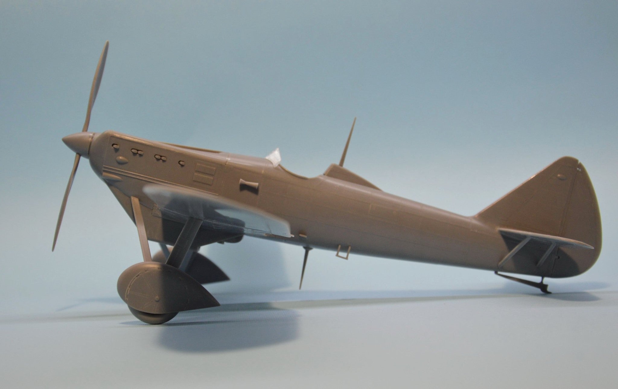 Dora Wings - 32001 - Dewoitine D.500 - unpainted model