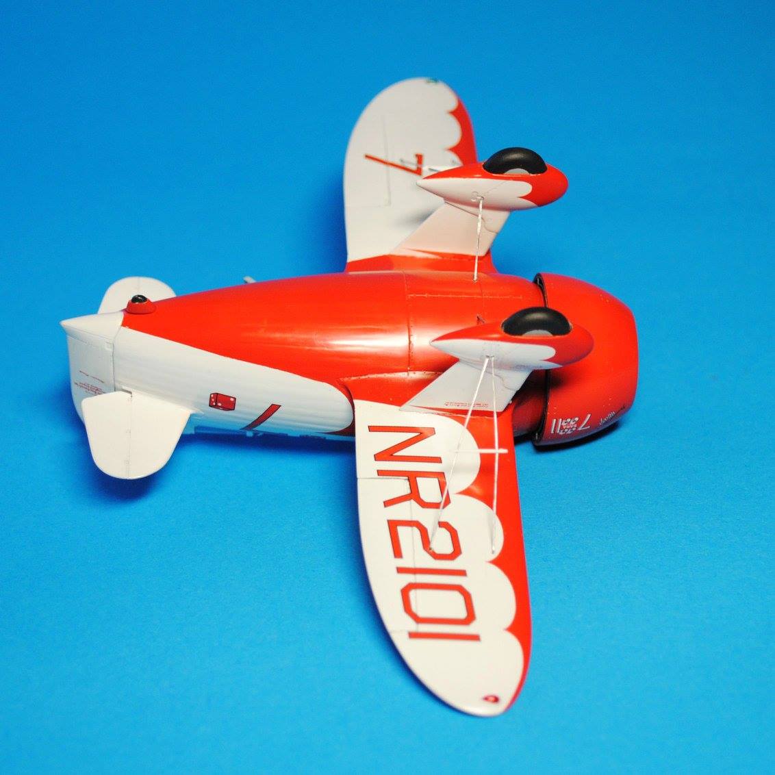 Dora Wings - 48001 - Gee Bee R-2 - painted model