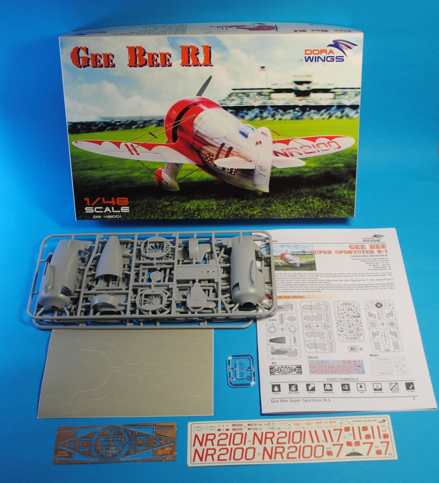 100 - Dora Wings - 48002 - Gee Bee R-1 - box contents