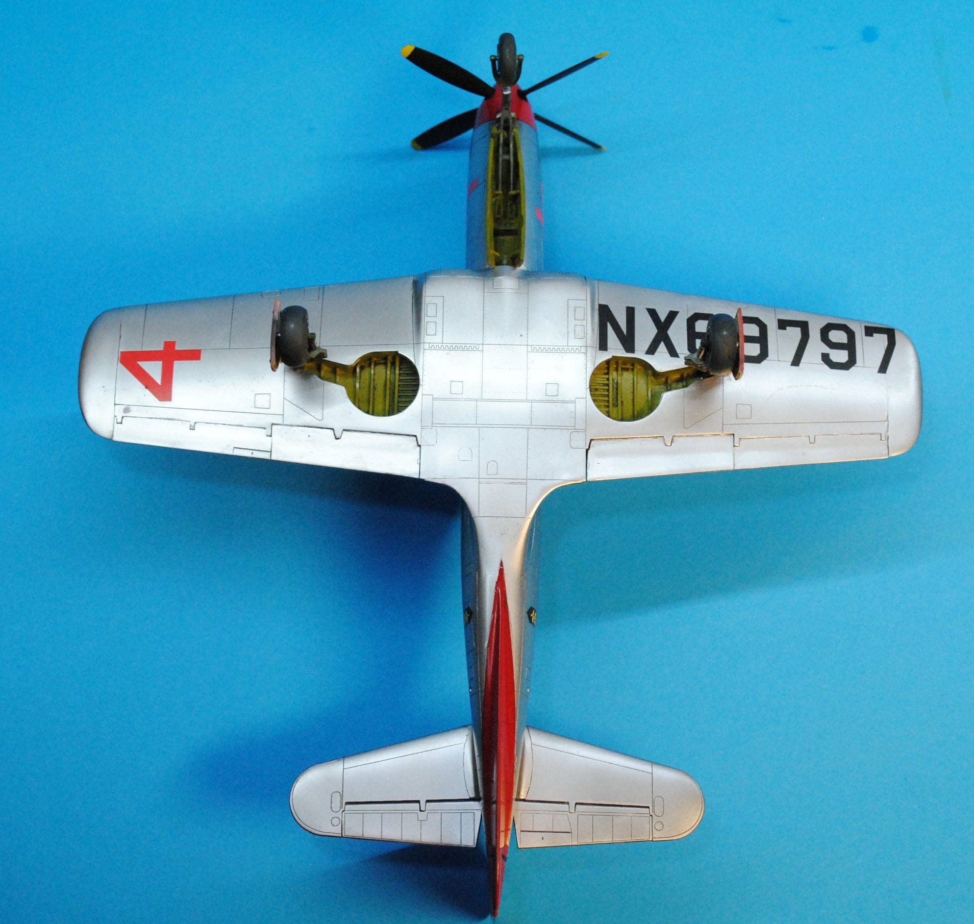 Dora Wings - 48007 - Bell P-63C Kingcobra Racer - painted model