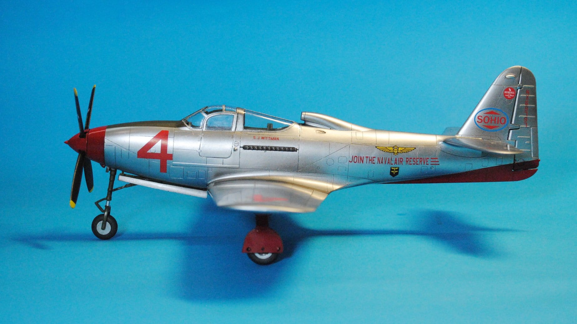 Dora Wings - 48007 - Bell P-63C Kingcobra Racer - painted model