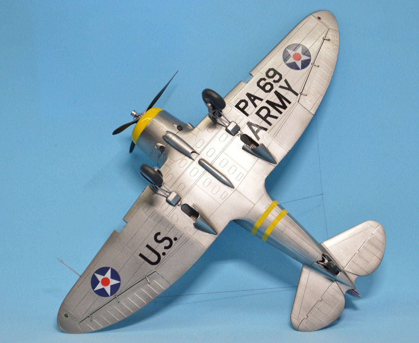 713 - Dora Wings - 48012 - Seversky P-35 - painted model