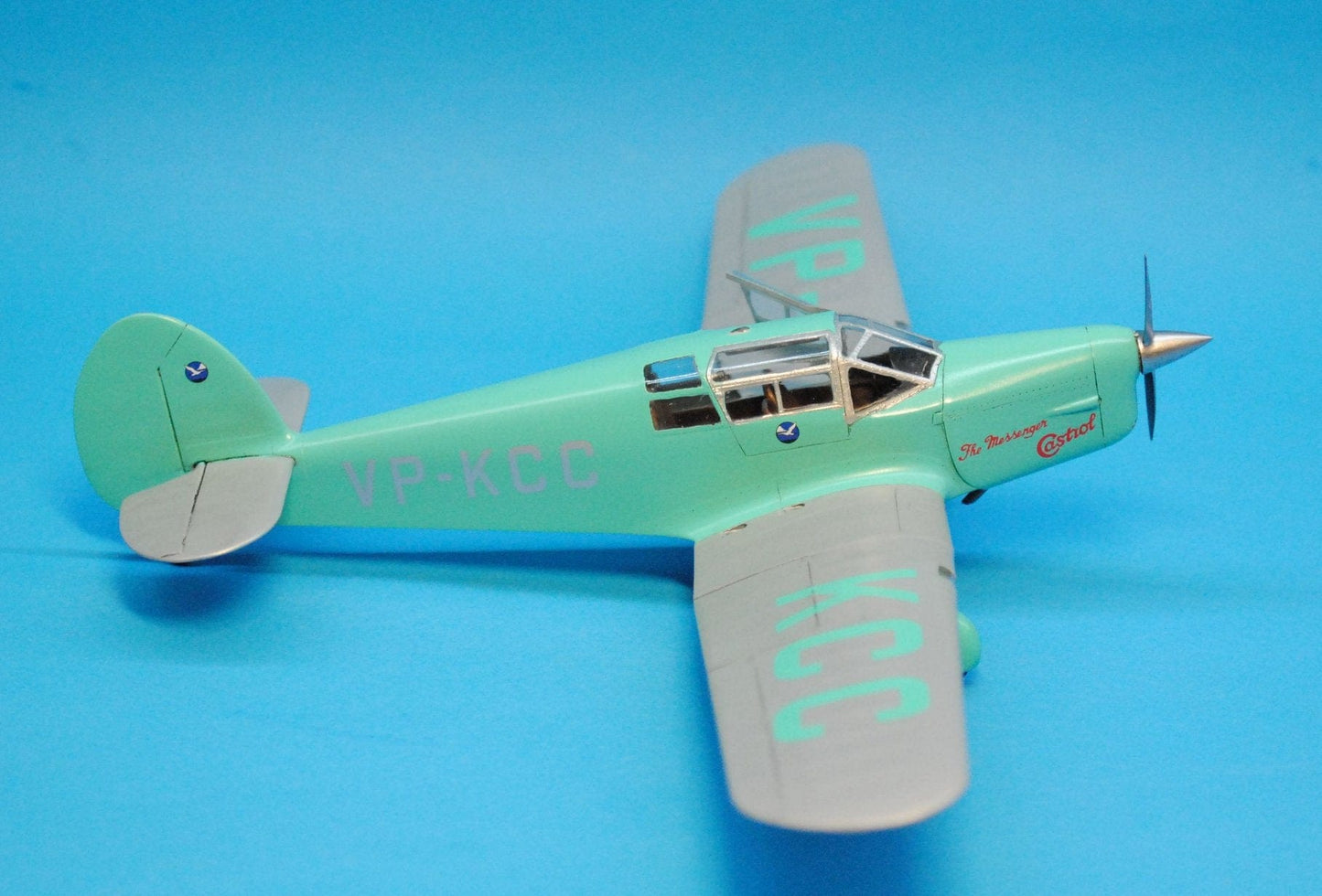 700 - Dora Wings - 48015 - Percival Vega Gull - painted model