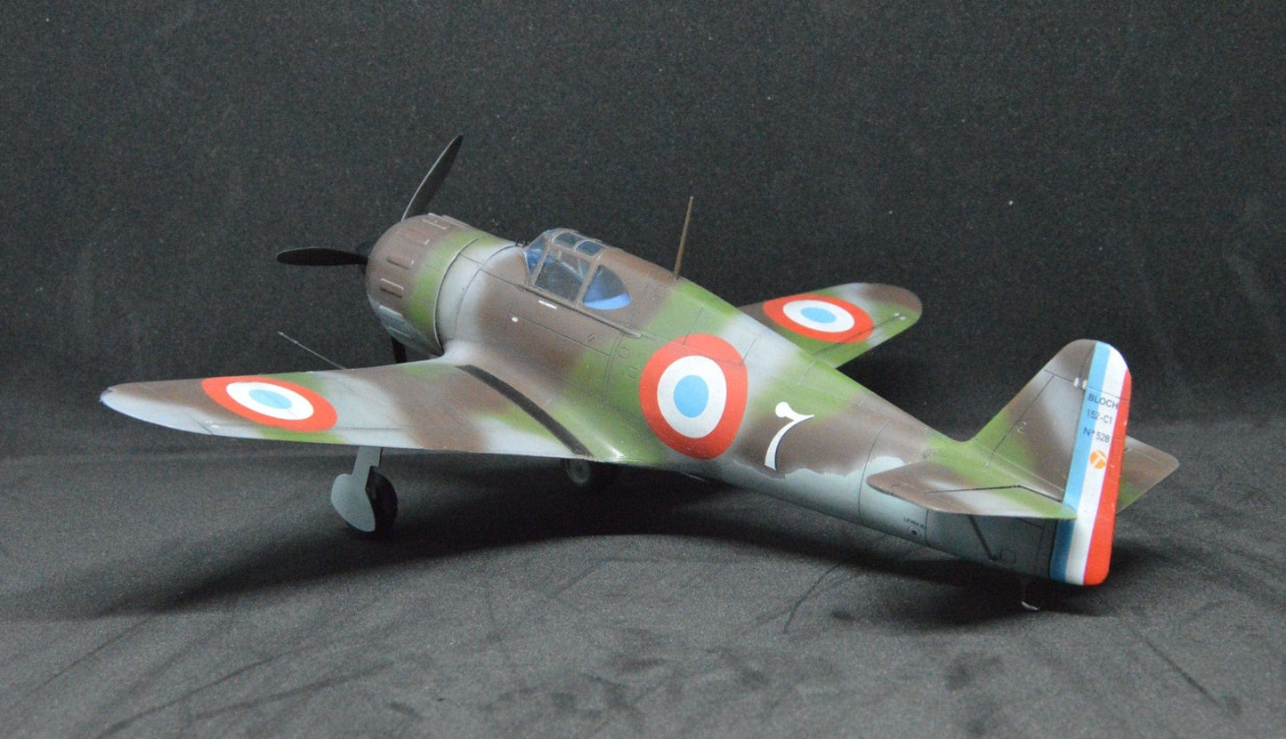 701 - Dora Wings - 48019 - Bloch MB.152 (late) - painted model