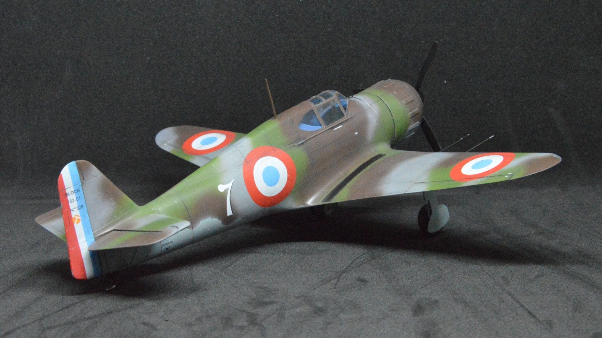 Dora Wings - 48019 - Bloch MB.152 (late) - painted model
