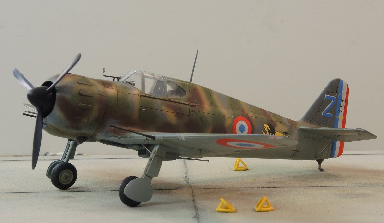 Dora Wings - 48019 - Bloch MB.152 (late) - painted model