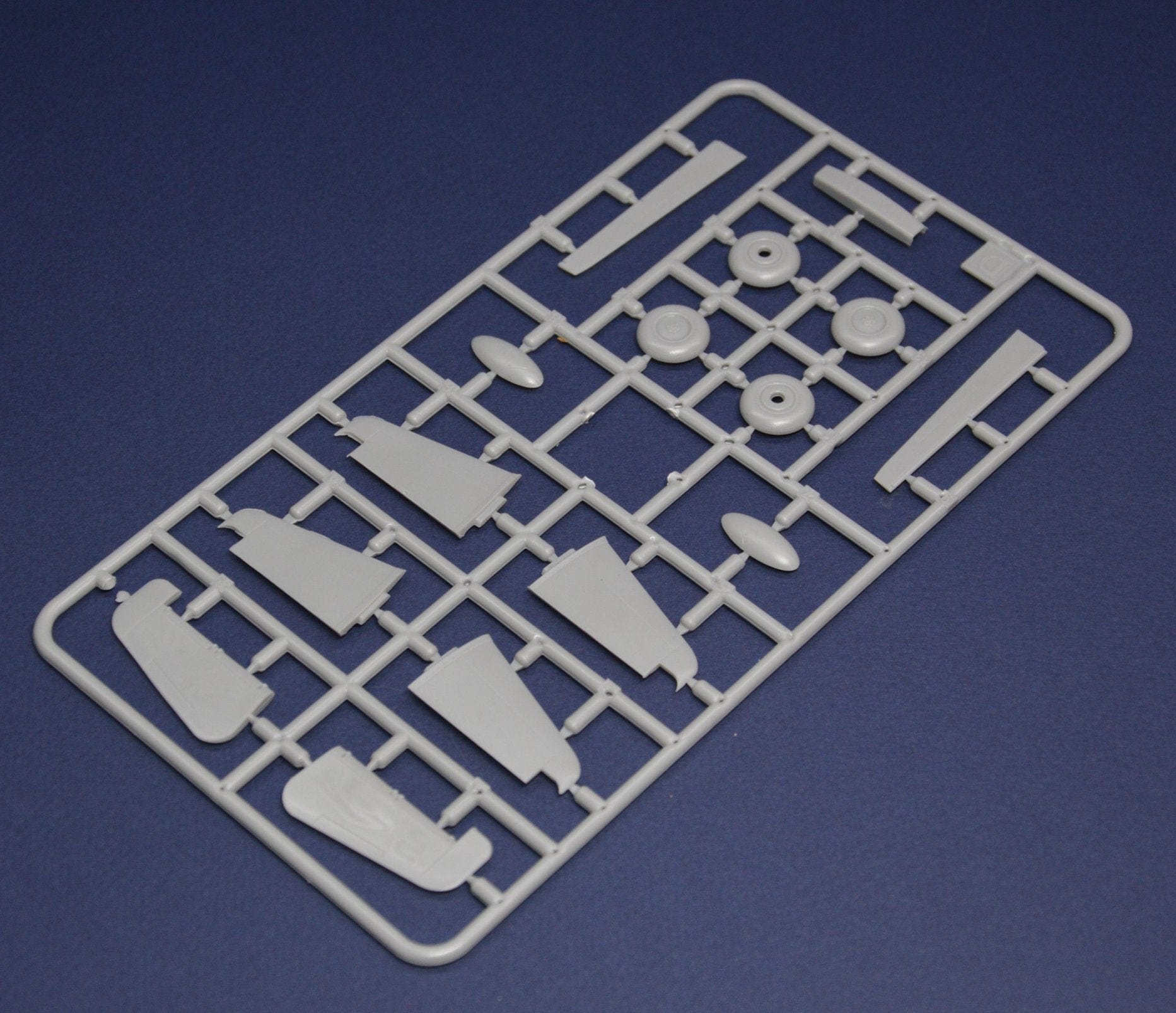Dora Wings - 48021 - Bloch MB.155.С1 - sprue