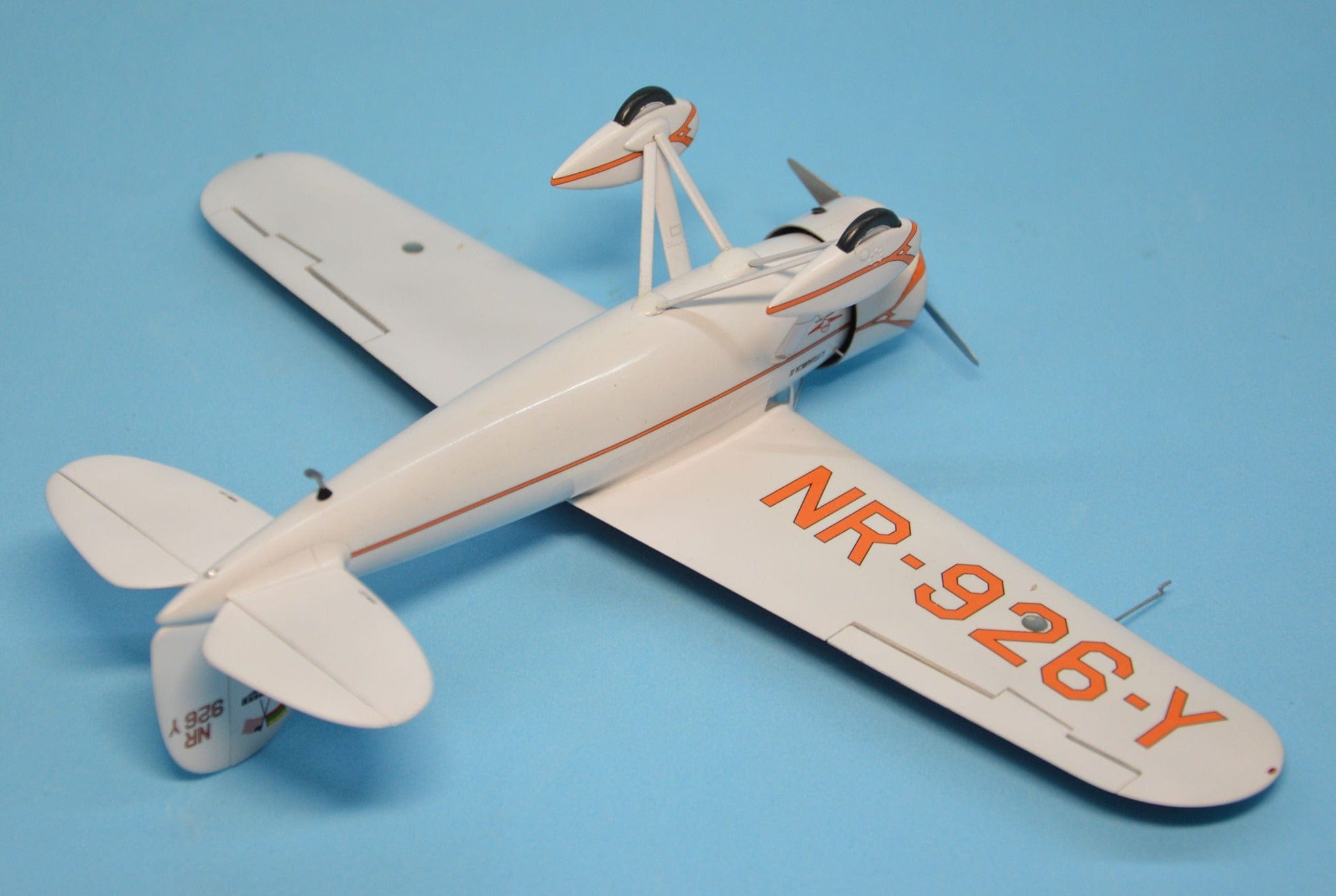 Dora Wings - 48012 - Seversky P-35 - painted model