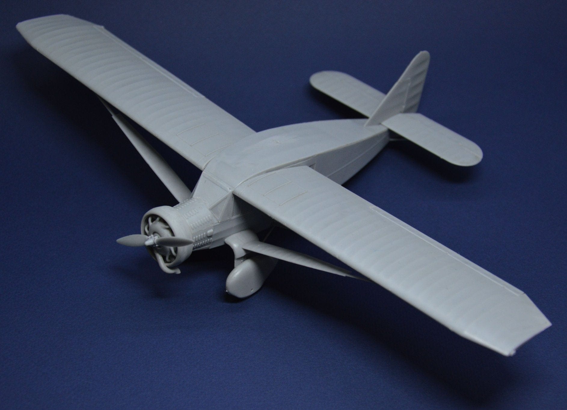 Dora Wings - 48011 - Seversky A8V1 - unpainted model