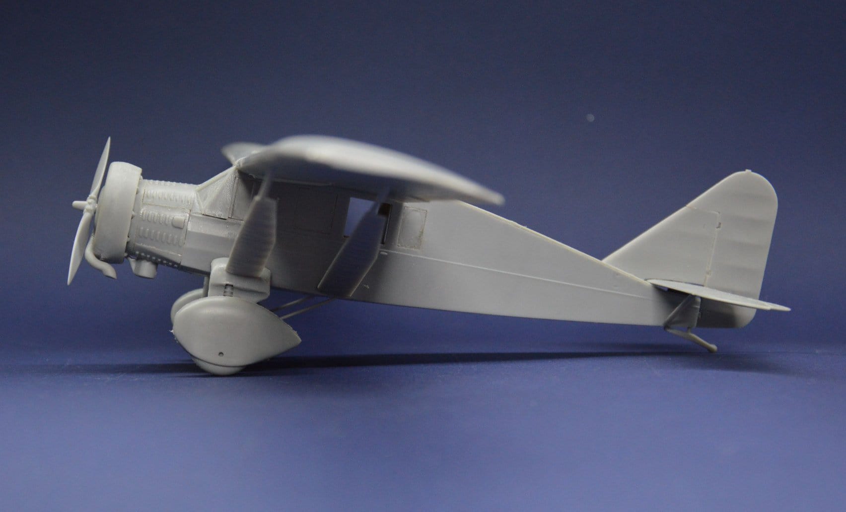 Dora Wings - 48012 - Seversky P-35 - unpainted model