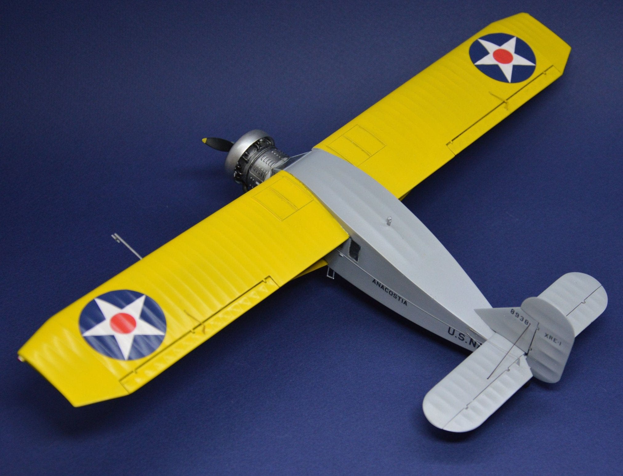 Dora Wings - 48022 - Lockheed Vega 5B - painted model