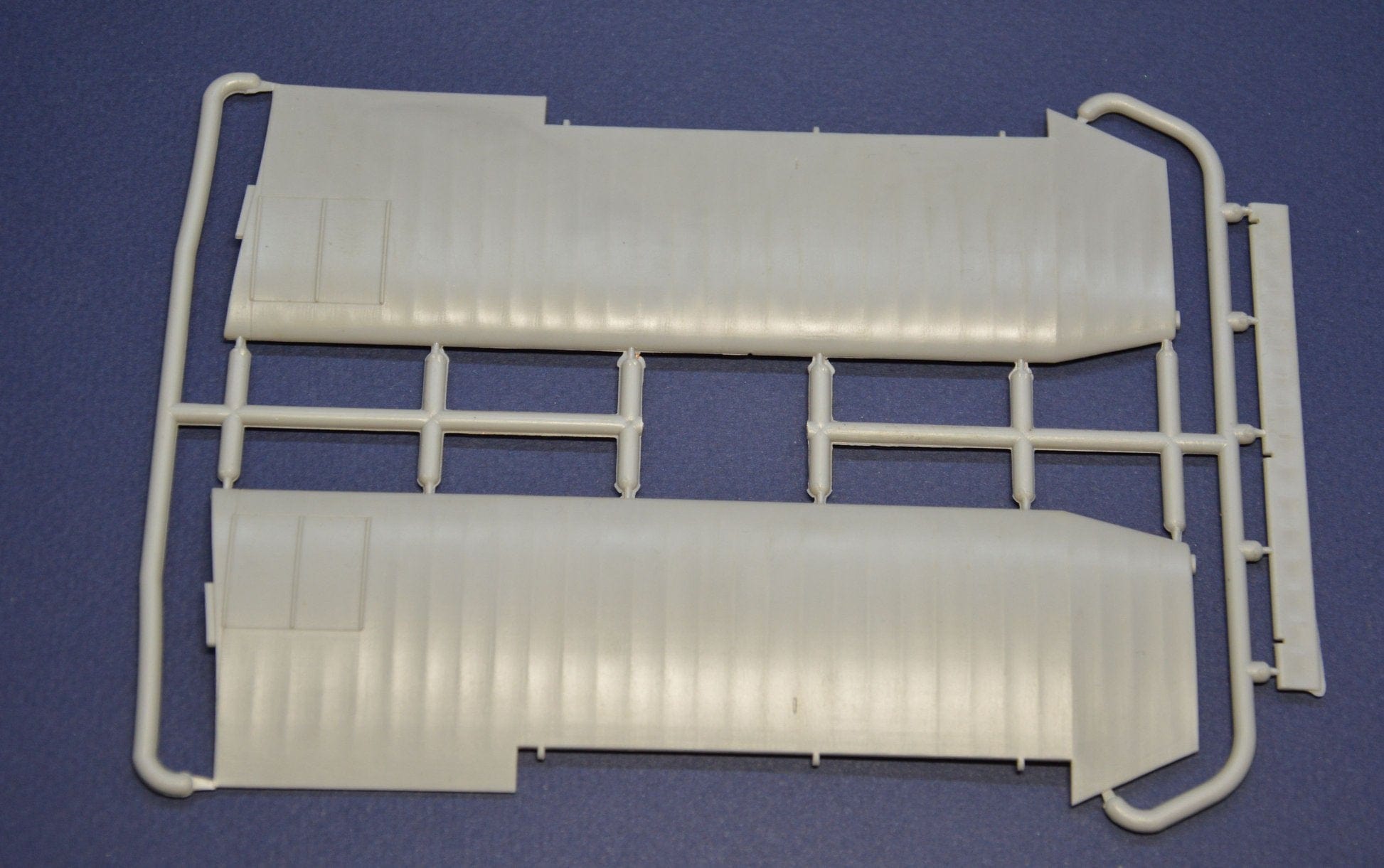 Dora Wings - 48007 - Bell P-63C Kingcobra Racer - sprue