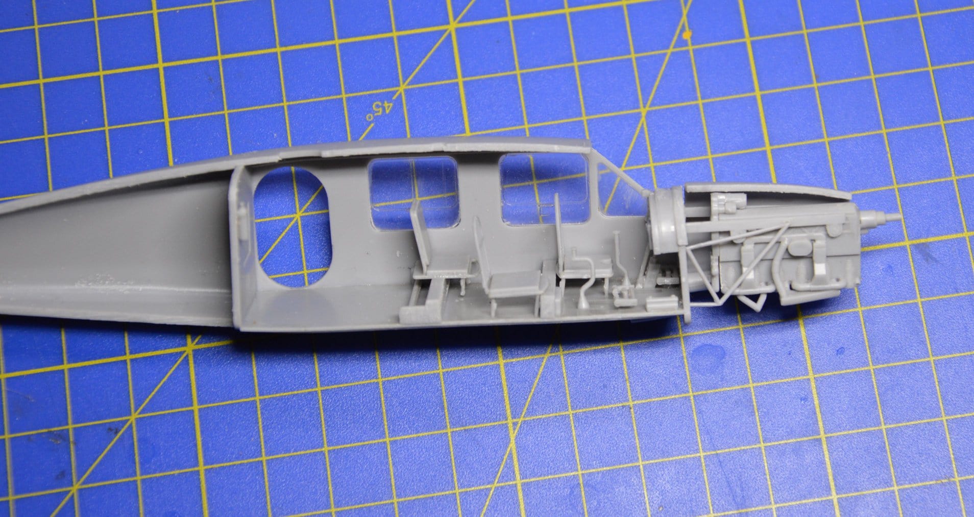 Dora Wings - 48028 - Caudron C.630 Simoun - unpainted model