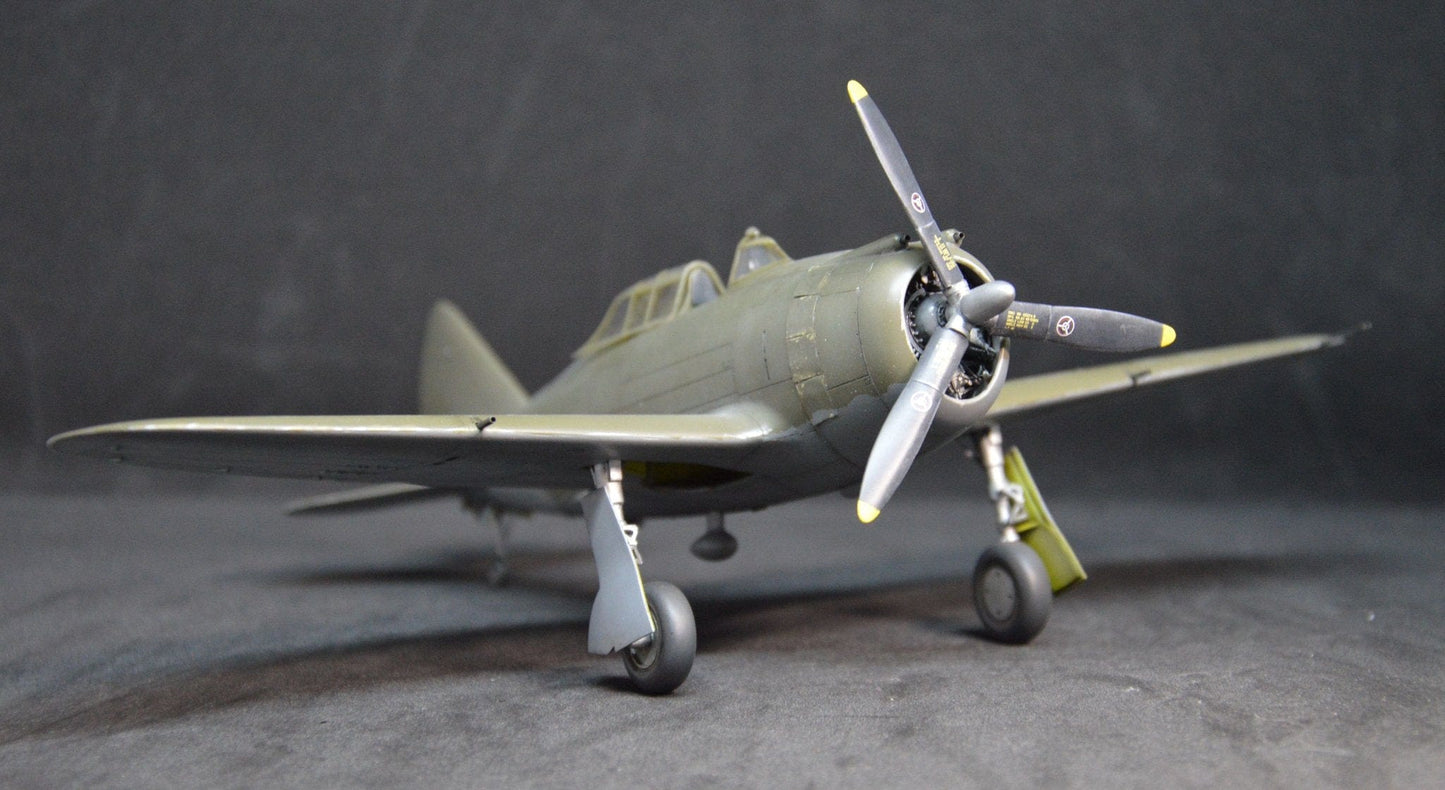 704 - Dora Wings - 48015 - Percival Vega Gull - painted model