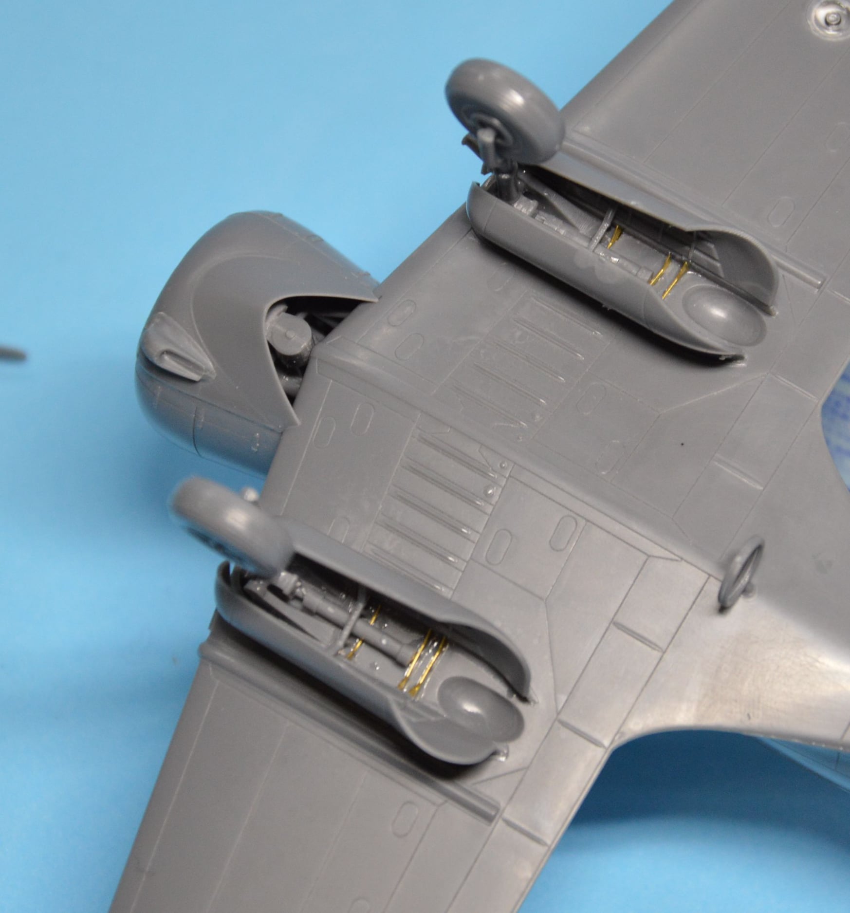 Dora Wings - 48041 - Curtiss-Wright SNC-1 Falcon - unpainted model