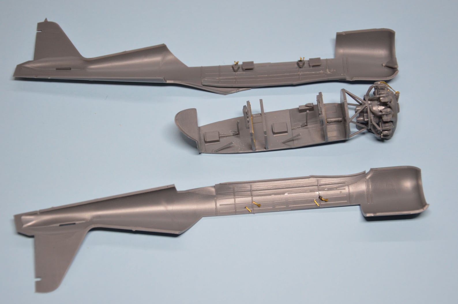 Dora Wings - 48041 - Curtiss-Wright SNC-1 Falcon - unpainted model