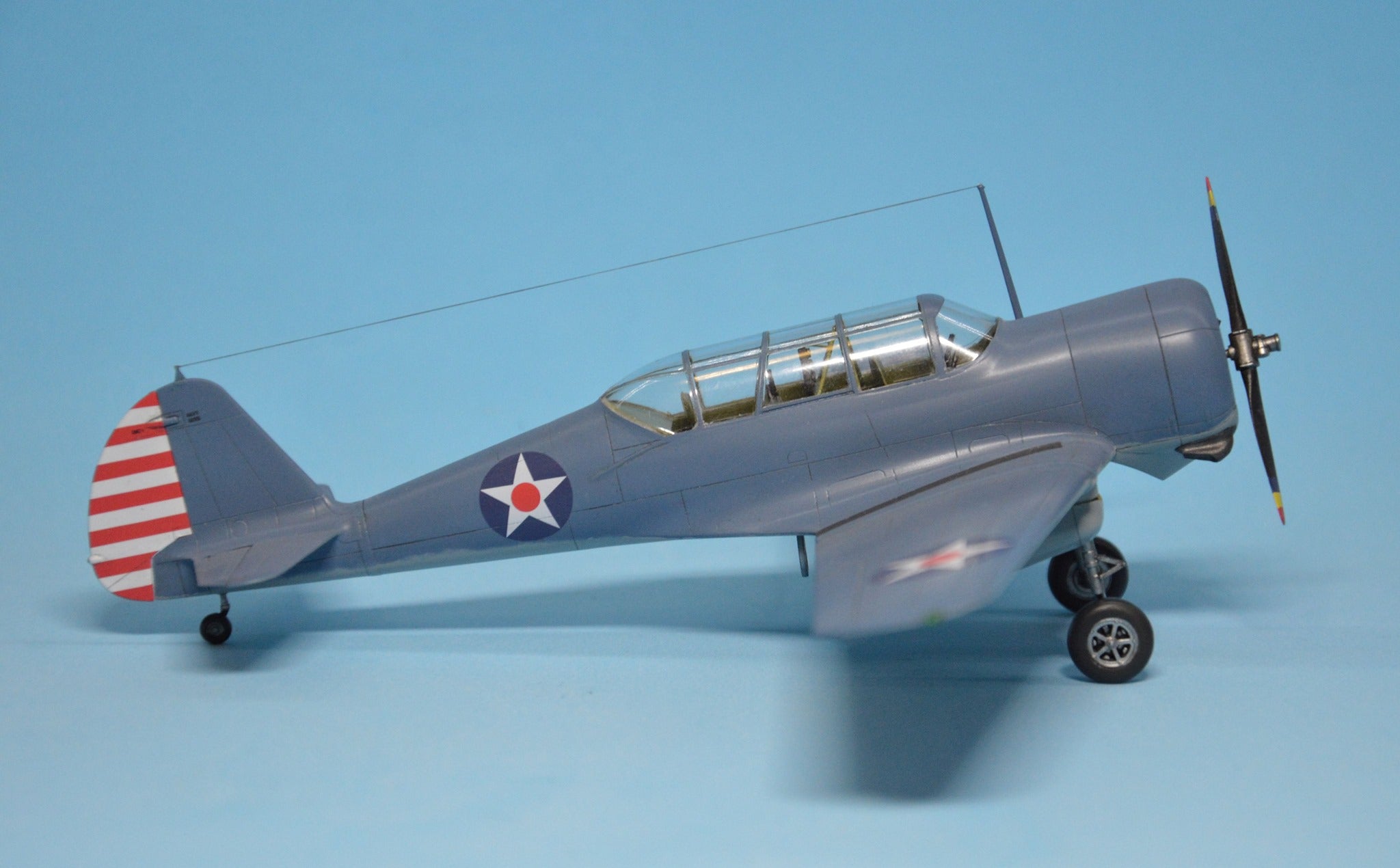 Dora Wings - 48041 - Curtiss-Wright SNC-1 Falcon - painted model