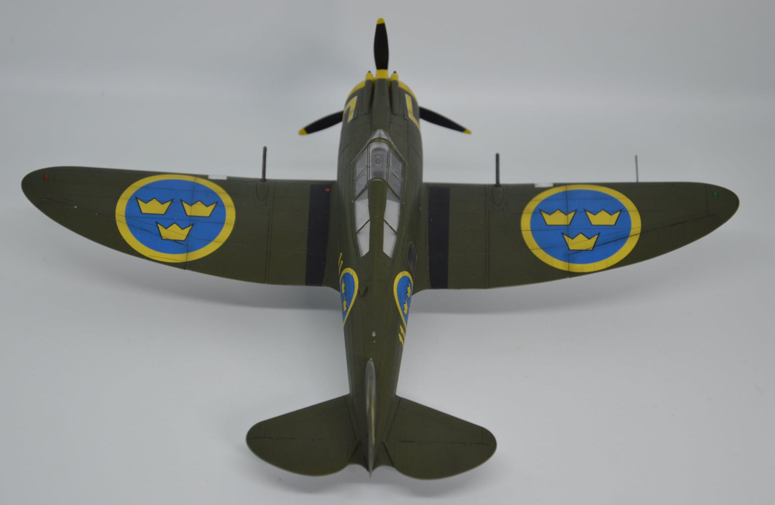 Dora Wings - 48042 - Seversky J 9 - painted model