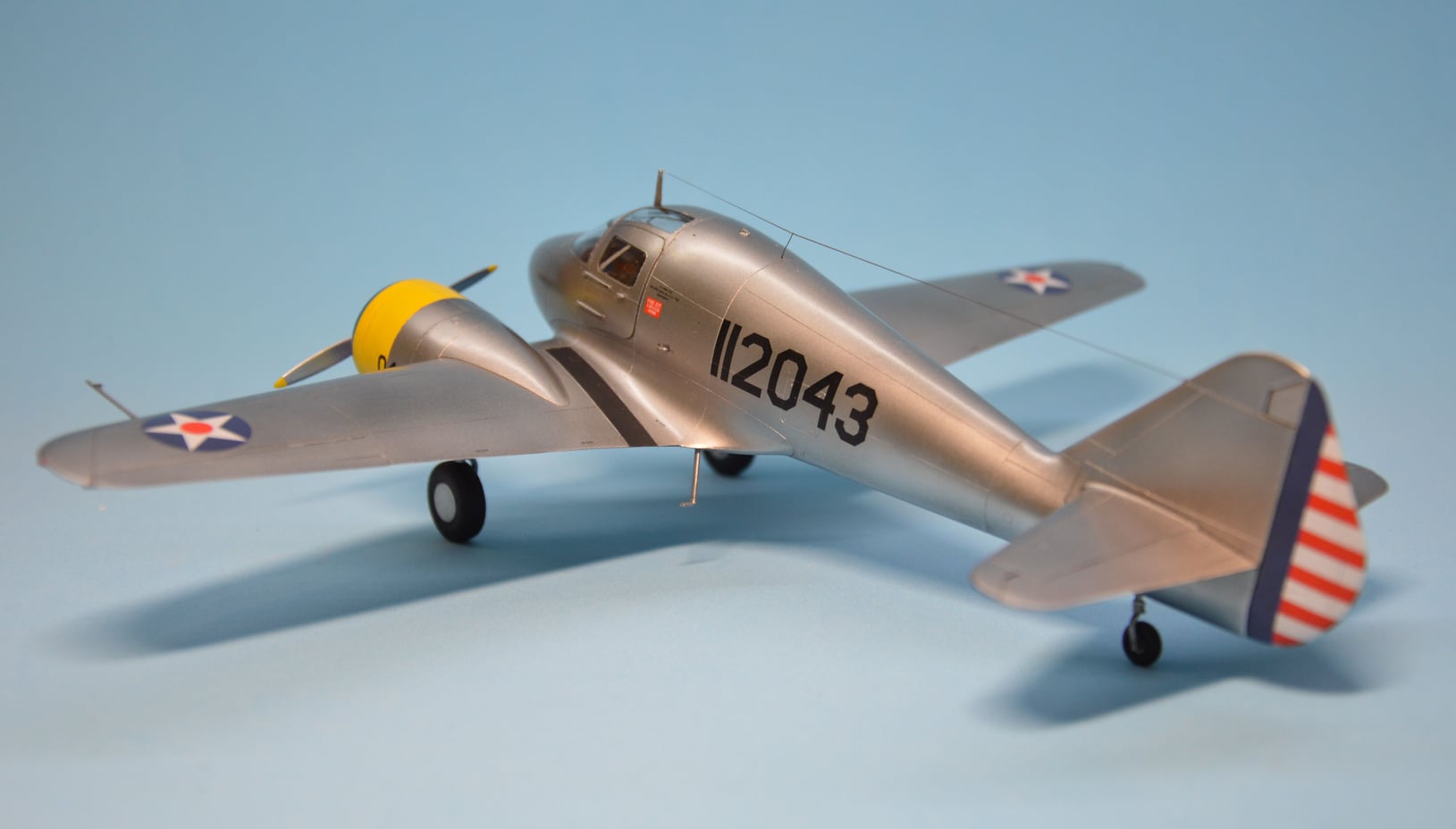 Dora Wings - 48043 - Curtiss-Wright AT-9 Jeep - painted model