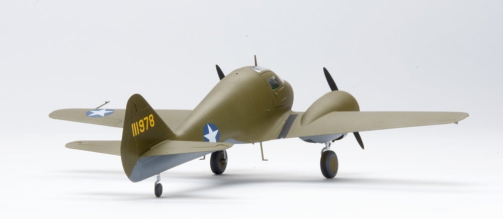 Dora Wings - 48043 - Curtiss-Wright AT-9 Jeep - painted model