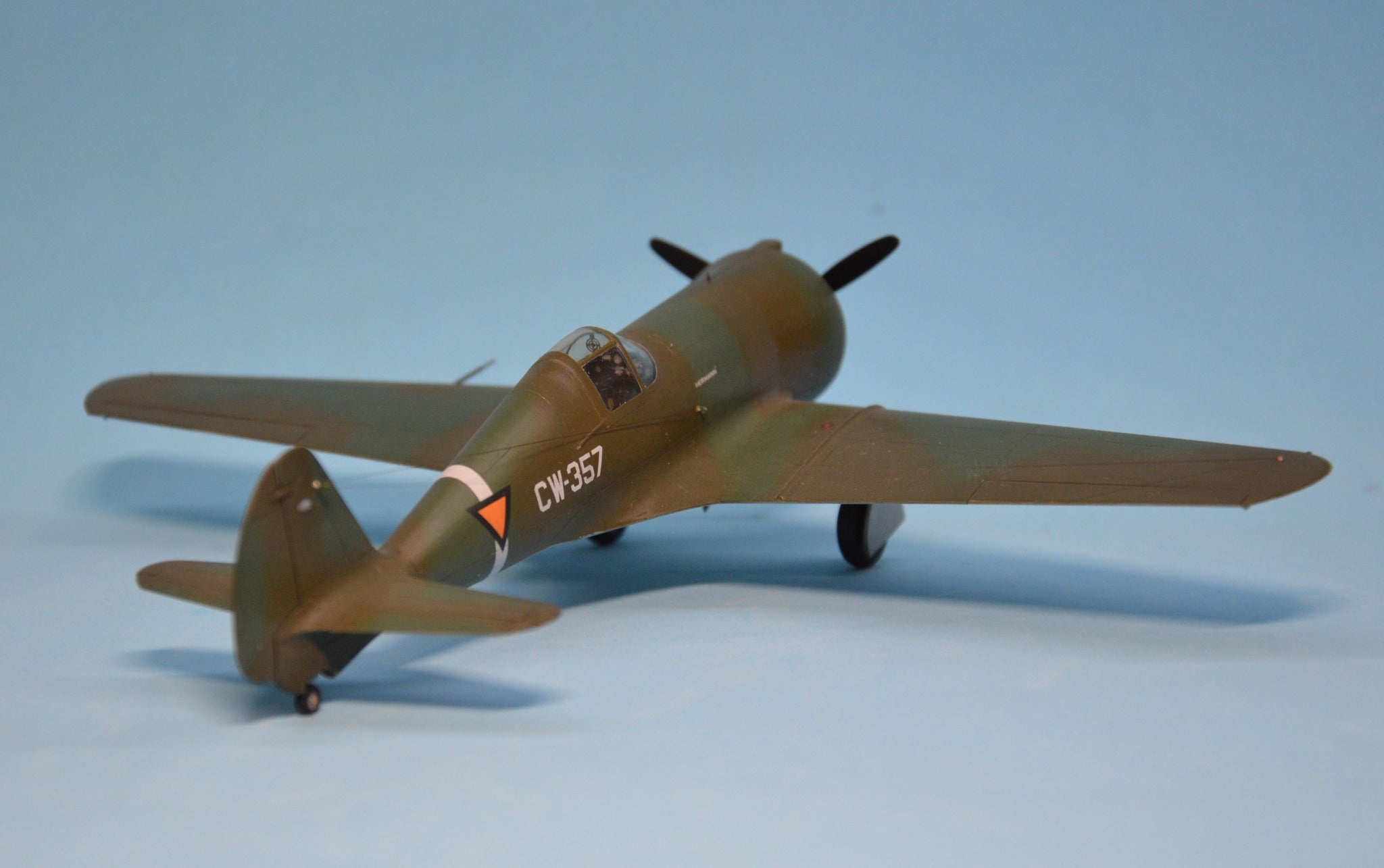 Dora Wings - 48046 - Curtiss-Wright CW-21B - painted model