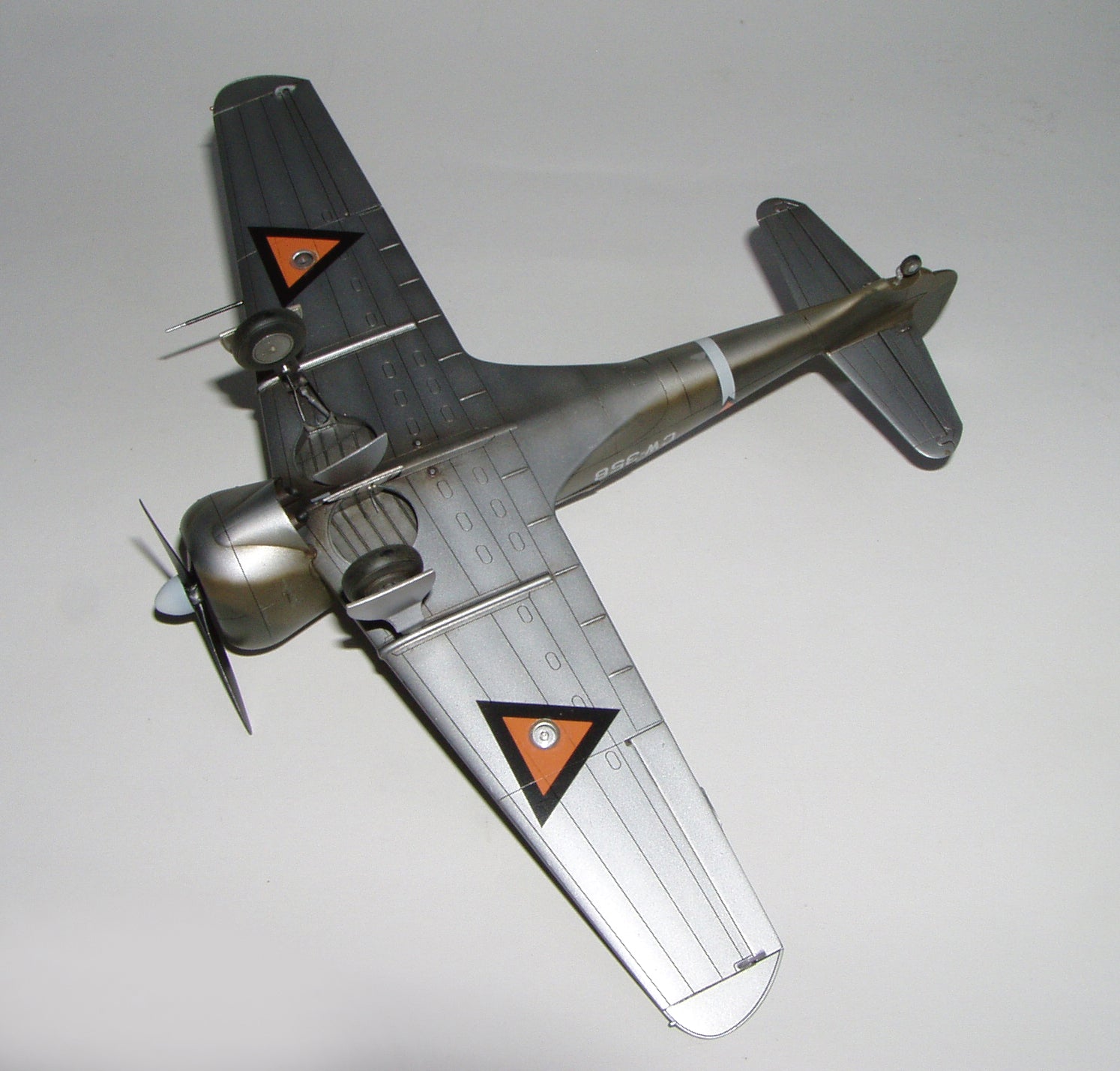 Dora Wings - 48046 - Curtiss-Wright CW-21B - painted model