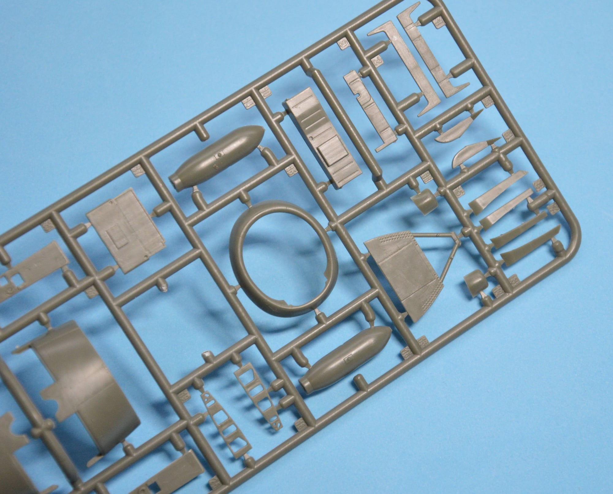 Dora Wings - 48049 - Curtiss-Wright CW-21A - sprue