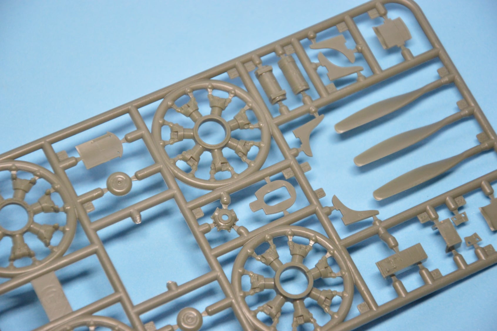 Dora Wings - 48049 - Curtiss-Wright CW-21A - sprue