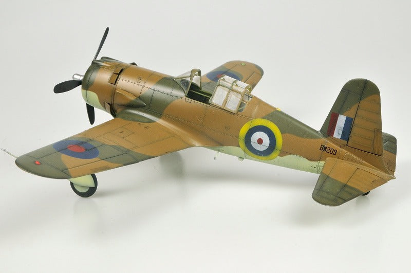 Dora Wings - 48050 - Vultee Vanguard Mk I / J 10 Vanguard - painted model