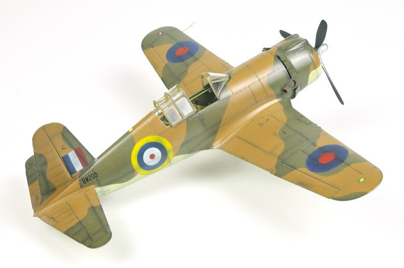 Dora Wings - 48050 - Vultee Vanguard Mk I / J 10 Vanguard - painted model