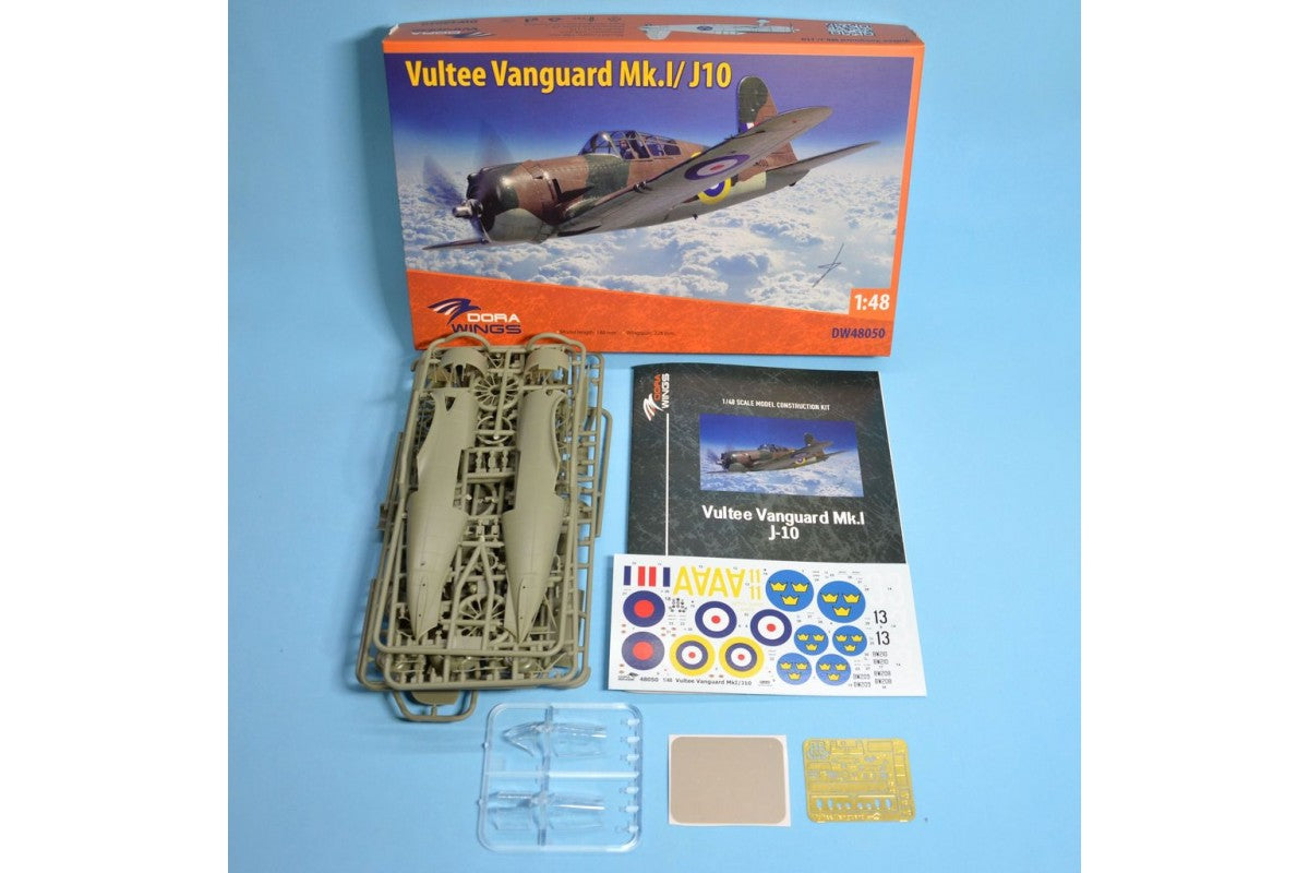 Dora Wings - 48050 - Vultee Vanguard Mk I / J 10 Vanguard - box contents