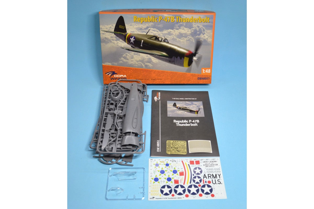 Dora Wings - 48051 - Republic P-47B Thunderbolt - box contents