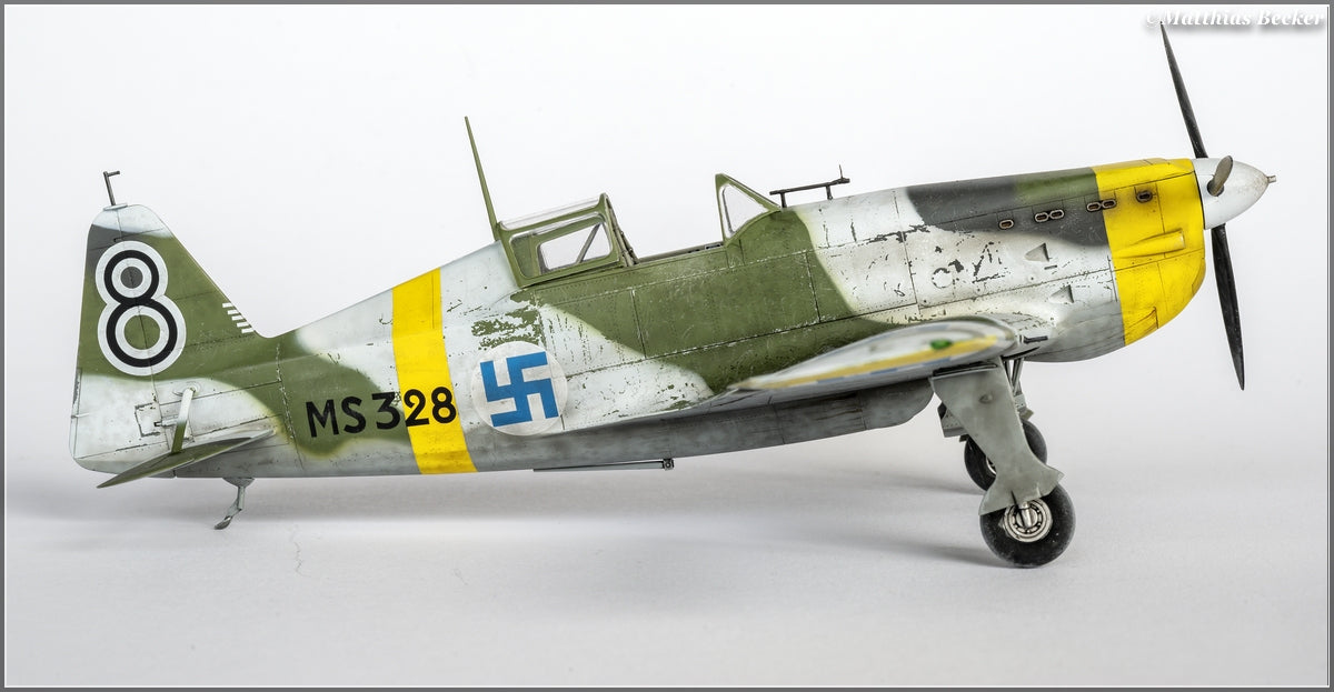 Dora Wings - 48057 - Morane-Saulnier MS.406.C1 ‘Finnish Aces’ - painted model