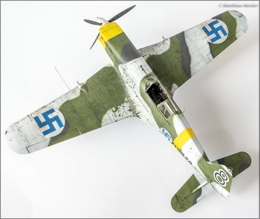 Dora Wings - 48057 - Morane-Saulnier MS.406.C1 ‘Finnish Aces’ - painted model