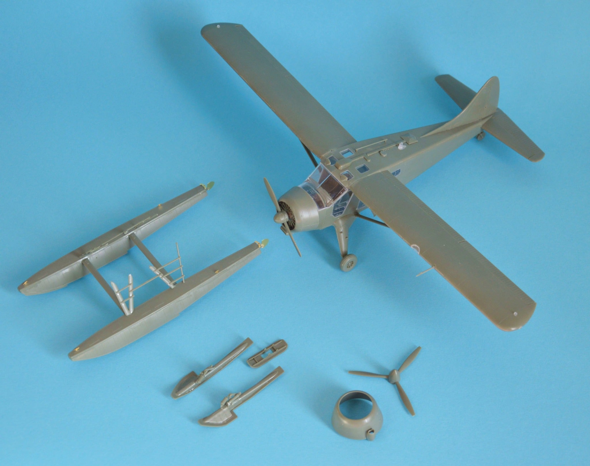 Dora Wings - 48059 - de Havilland Canada L-20A/U-6A Beaver - unpainted model