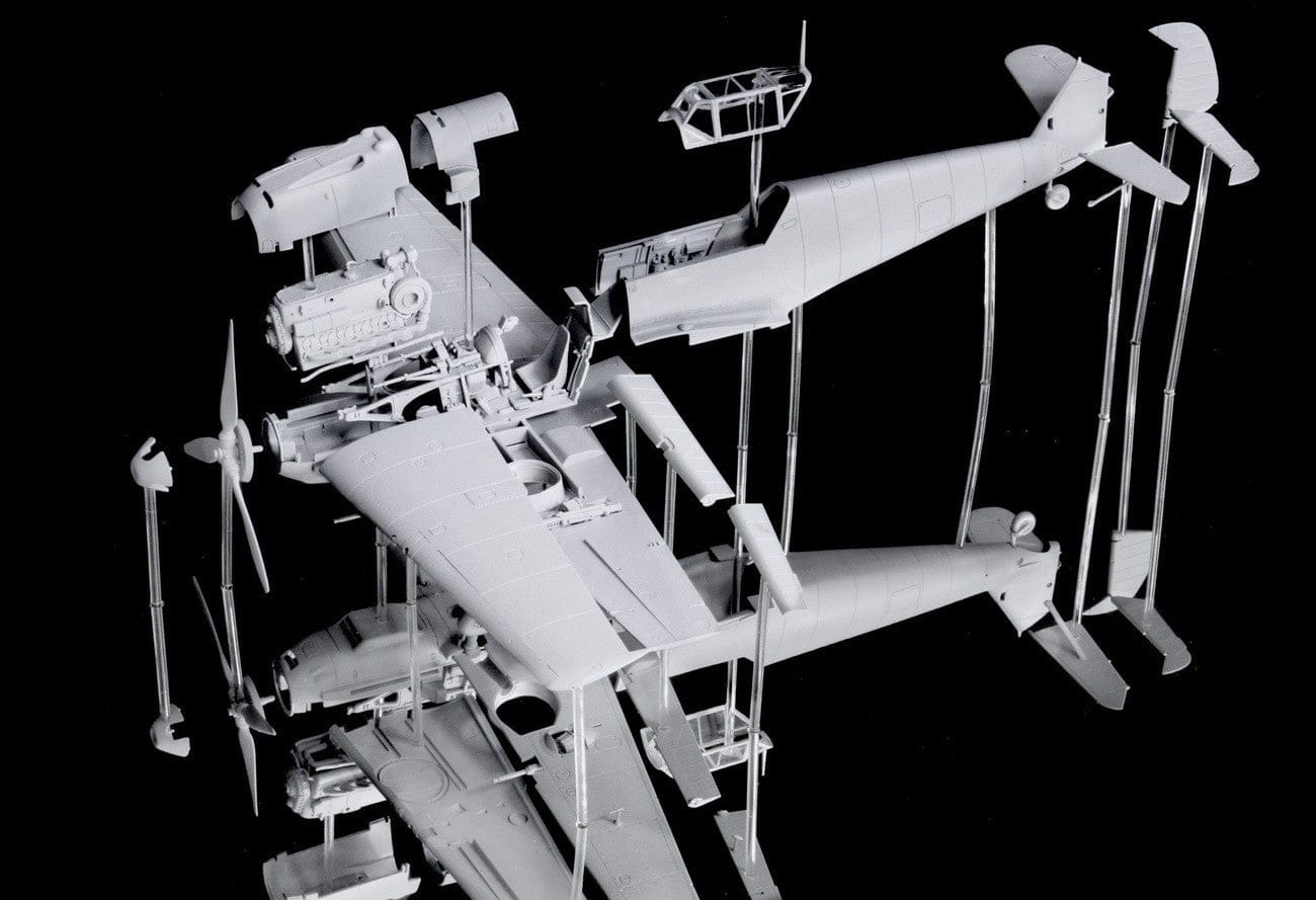 611 - Dragon - 5550 - Messerschmitt Bf 109 E-4 - unpainted model