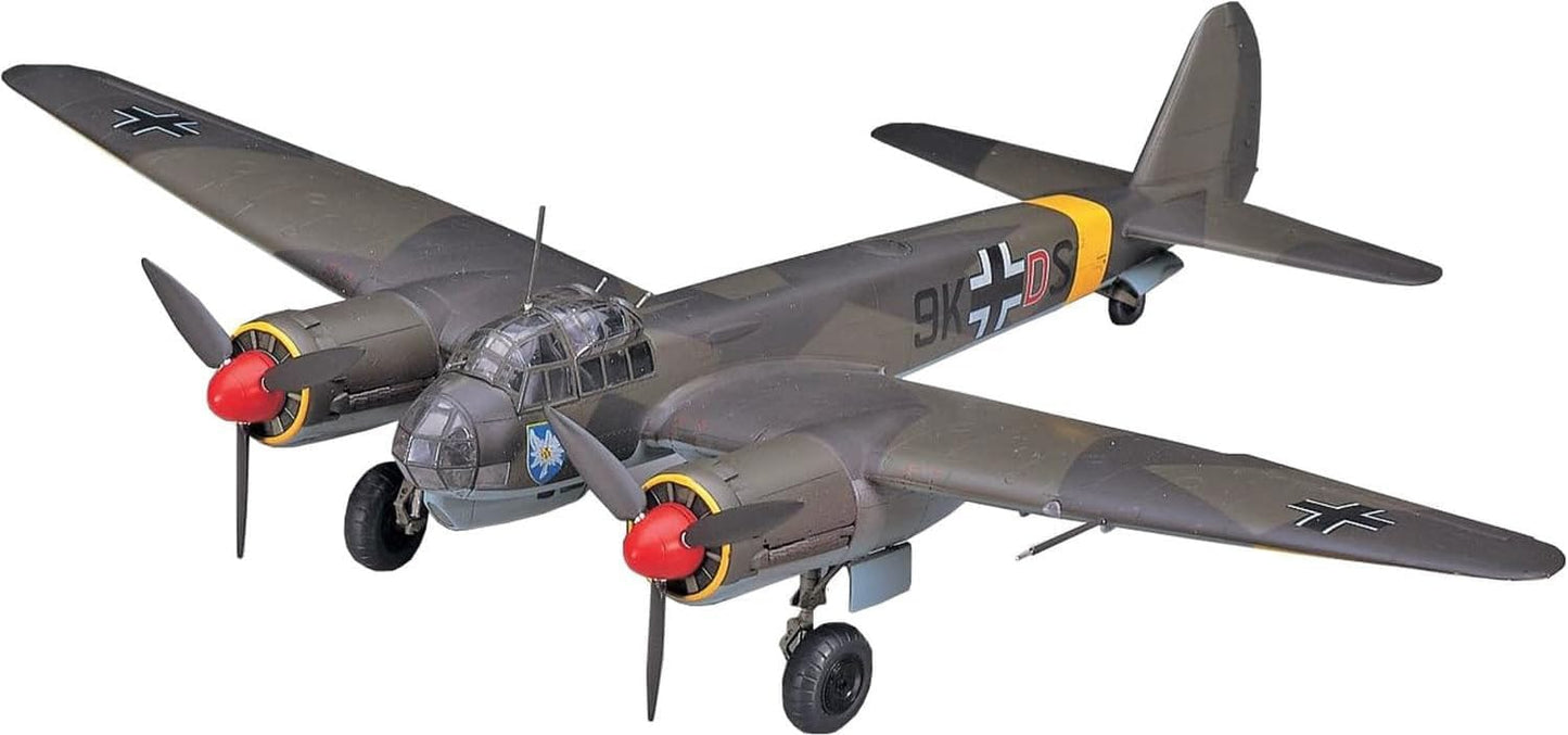 700 - Hasegawa - E25 - Junkers Ju 88 A-4 - painted model