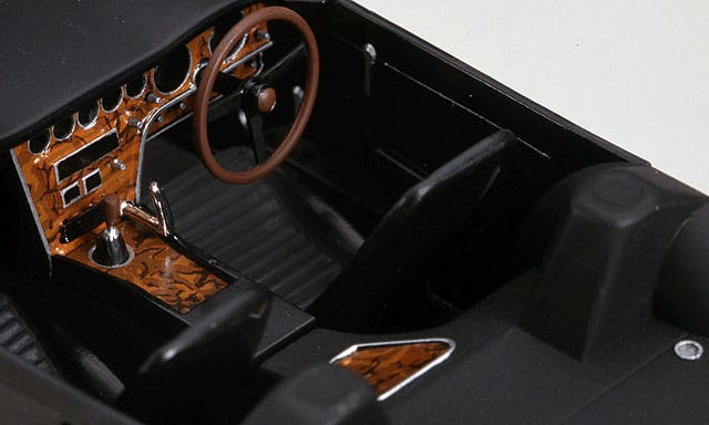 701 - 33970 - HMCC1 - Historic Car Series - painted model