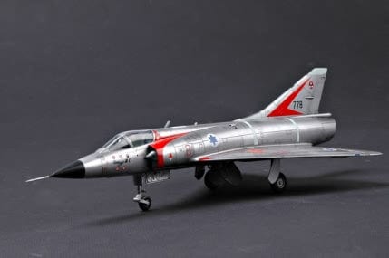 703 - HobbyBoss - 80316 - Dassault Mirage IIICJ - painted model